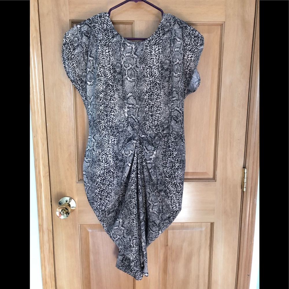 New without tags guess dress
